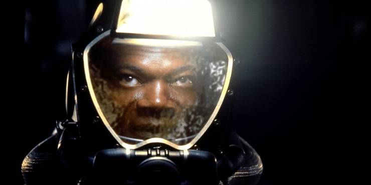 10 Best Horror Movies To Watch If You Like To Play Among Us 10 Best Horror Movies To Watch If You Like To Play Among Us